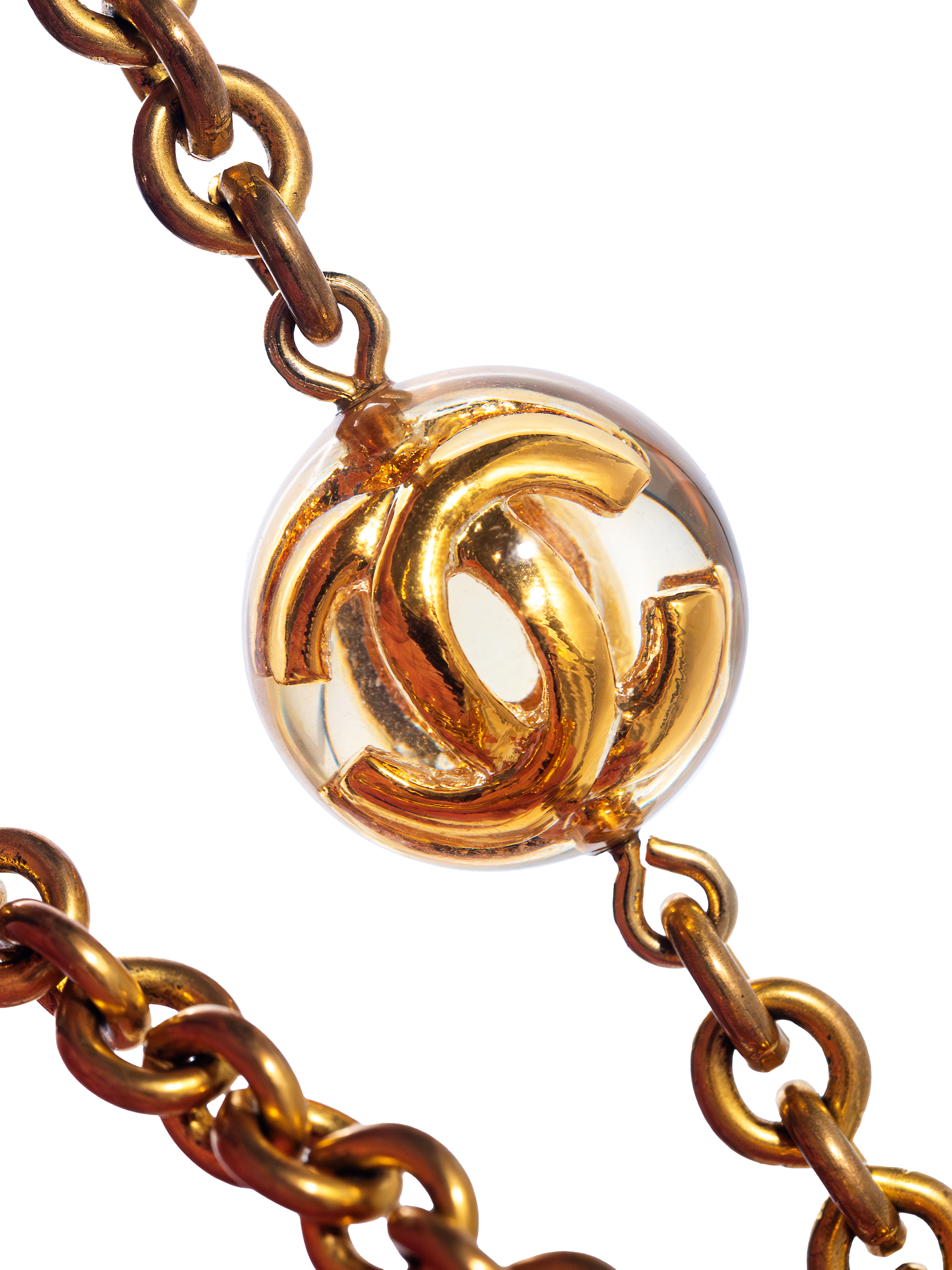 Колье с логотипами из люцита Chanel 